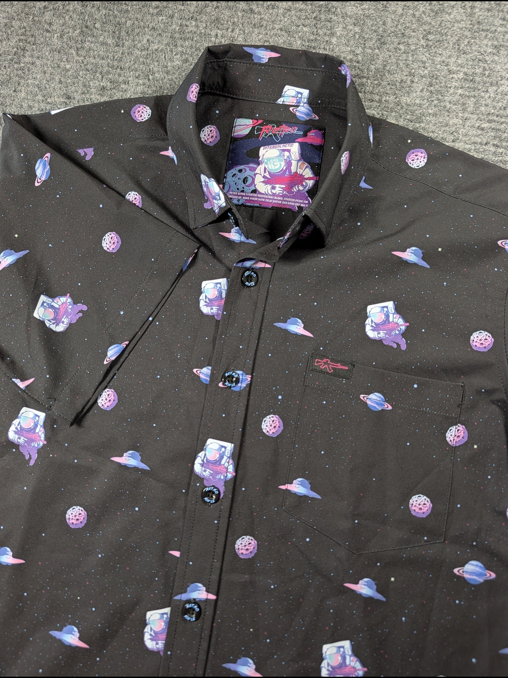 Retro Rifle Intergalactic Graphic Black Button-Down Short Sleeve Shirt - Men XS